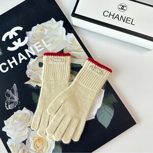 CHANEL Ivory Gloves with Scarlet Accents